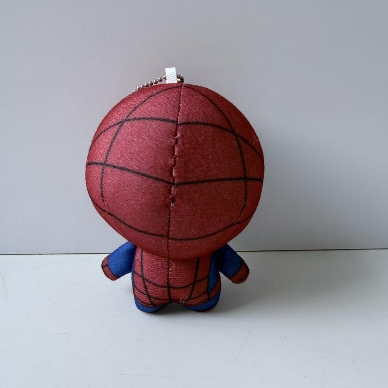 Nouveau Mignon Spiderman Deadpool Porte-clés Peluche Mignon Super-héros Poupée en Peluche Figure Douce Décoration de Bureau Maison Cadeau Collectionnable pour Fans de Films BD Marvel