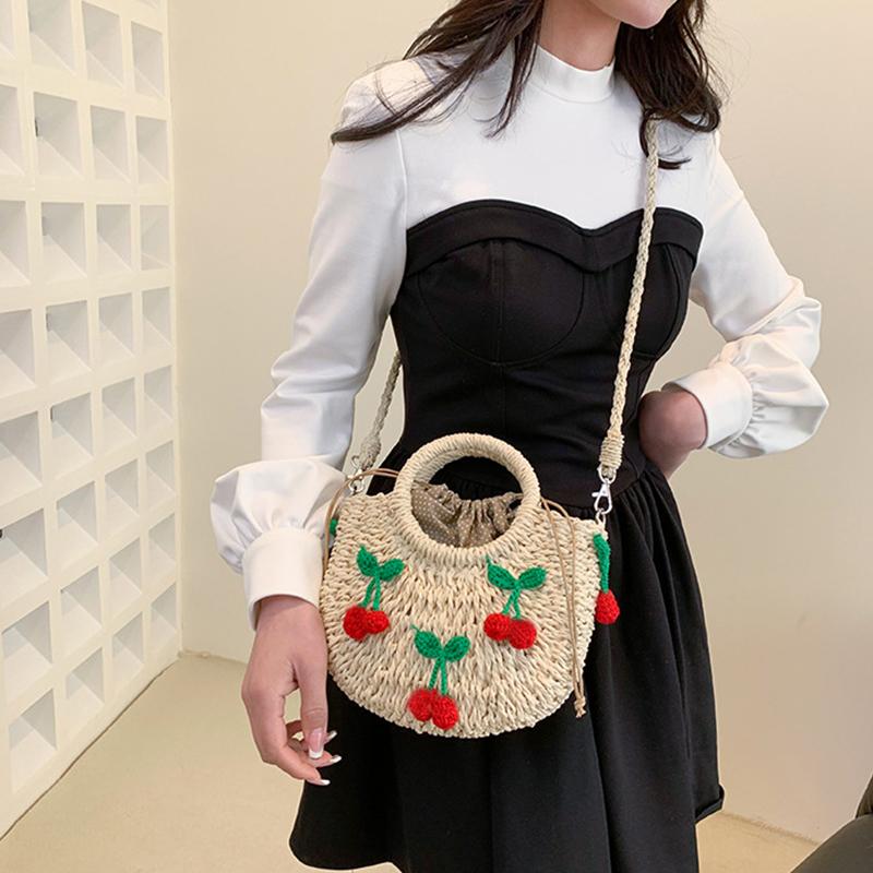 Yogodlns Bolsa de Palha Cereja Feminina Bolsa de Mão Tecida à Mão Formato de Lua Bolsa de Rattan Grande Capacidade Cordão Casual Bolsa de Ombro Cruzada para Praia