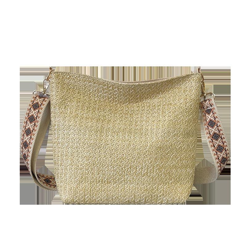 New woven hand-woven straw bag New trendy fashion shoulder bag Large capacity leisure vacation bucket bag