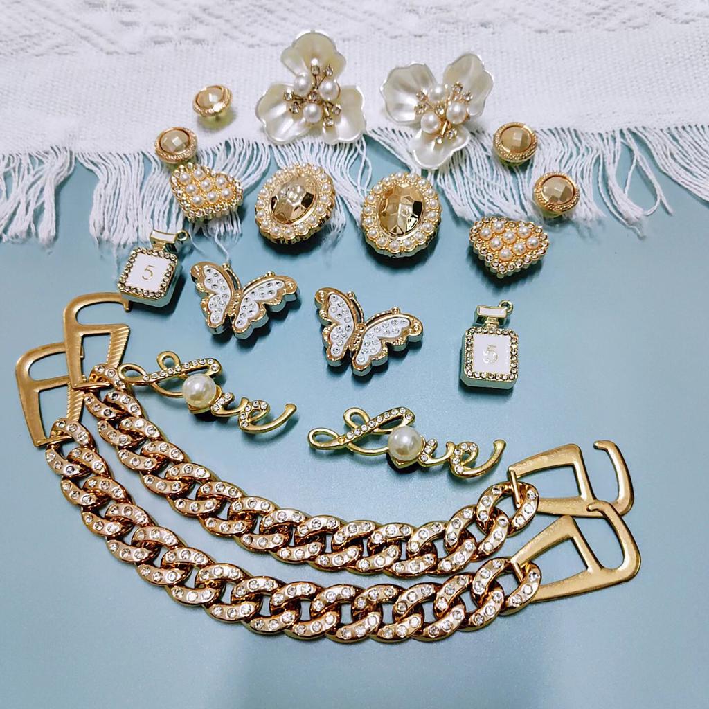 Novo removível Xiaoxiang amor borboleta coração de pêssego conjunto acessórios sapatos com buracos DIY fivela de sapato joias