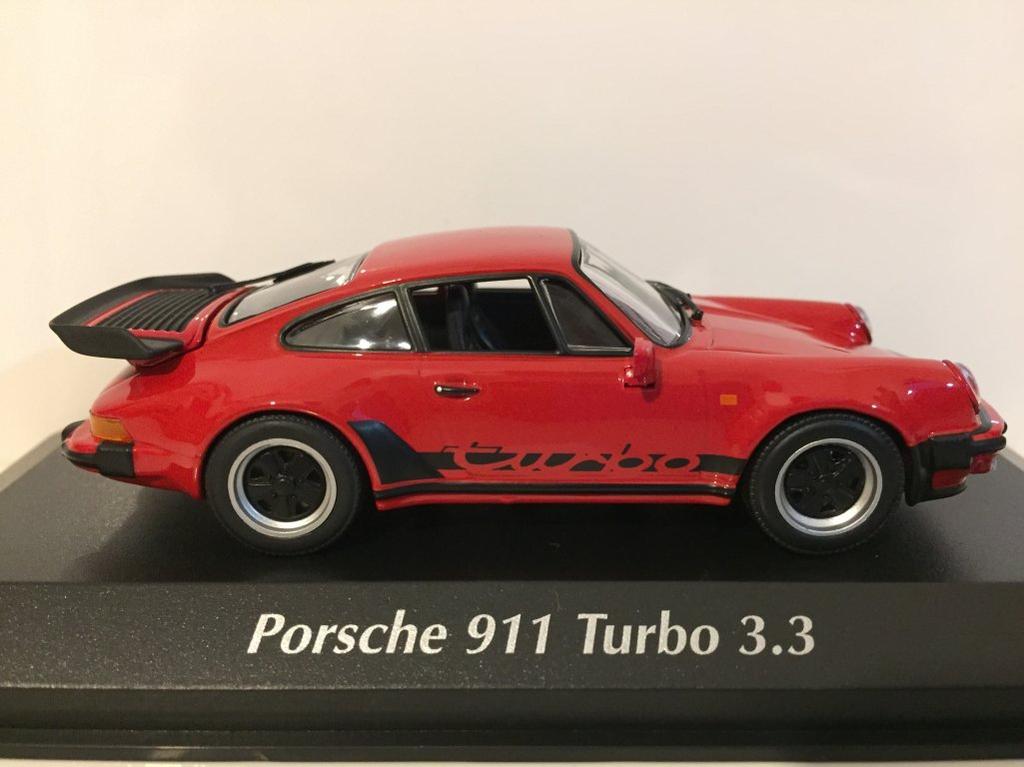 Maxichamps Scale Diecast 940 069000 1979 Porsche 911 Turbo Red 1/43 - 3.3 -
