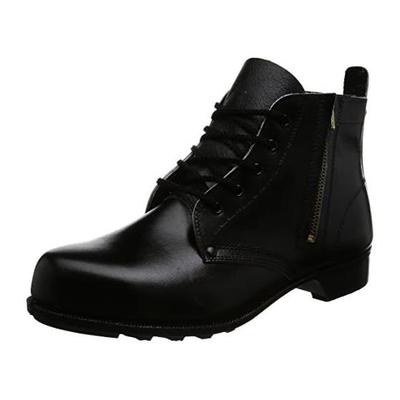 Boots & Stiefel