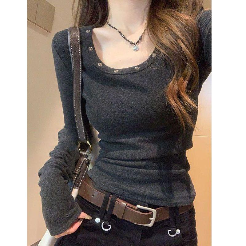 Korean Style Slim Fit Round Neck Rivet Long Sleeve Top for Women - Spring Solid Color