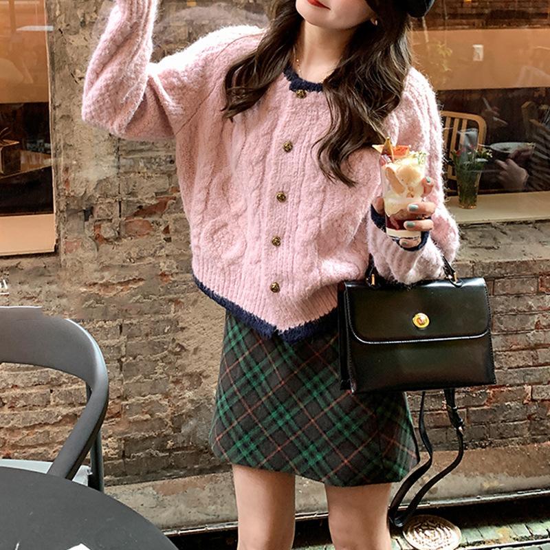 Women's Autumn Winter Knitted Cardigan Sweater Short O-neck Full Sleeve Fried Dough Twists Loose Coat Solid Color