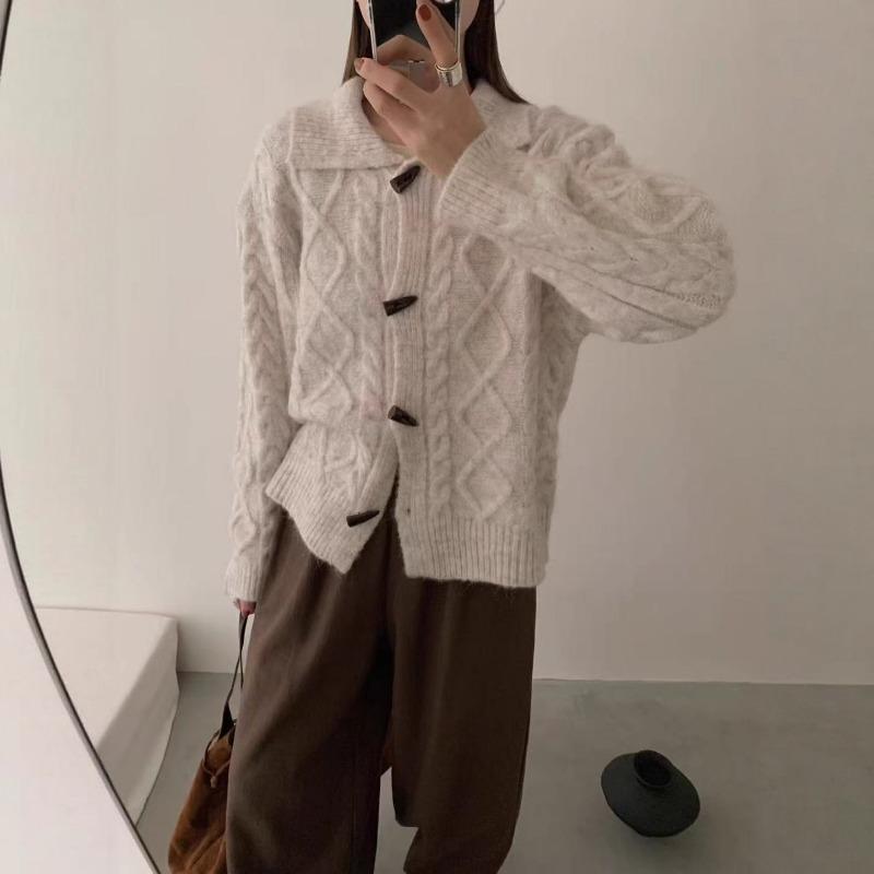 Retro Lapel Horn Buckle Twist Knitted Cardigan Women's Autumn and Winter New Loose and Thin Soft Waxy Sweater Jacket