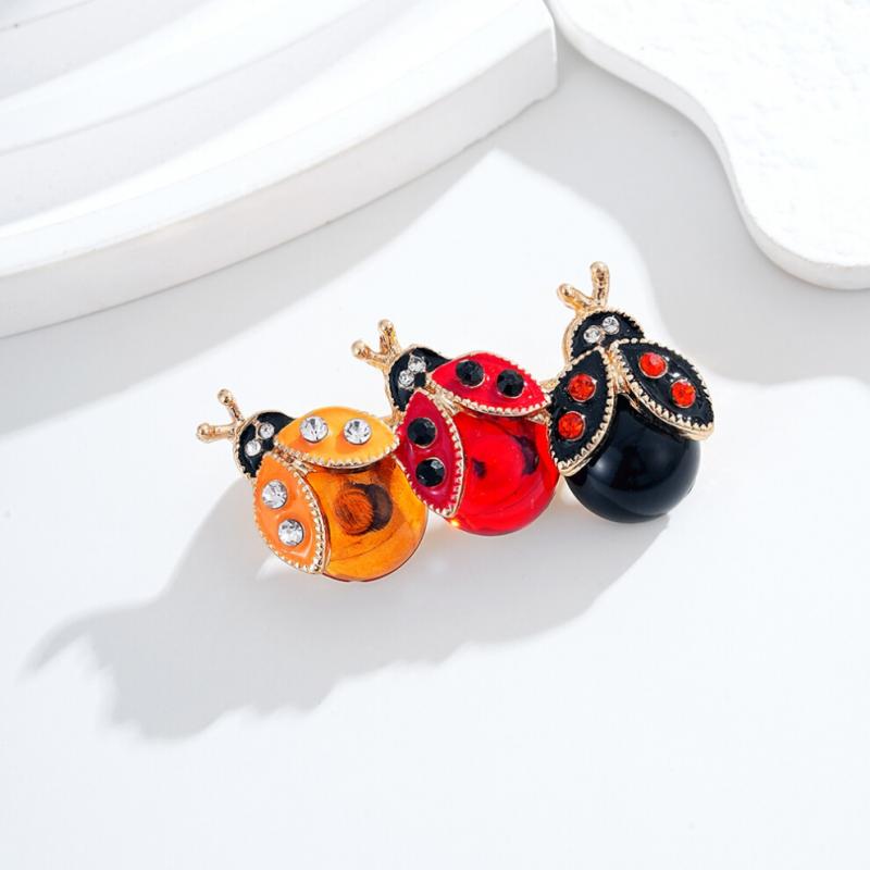 Ladybug Brooch, Cute Insect Brooch, with Crystals and Enamel Paint, Jewelry Suitable As a Gift