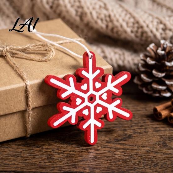 Classic Red White Decorations Christmas Tree Wooden Pendant Vintage Cartoon Ornament with Lanyards Heart Star Shaped Pendants Lightweight