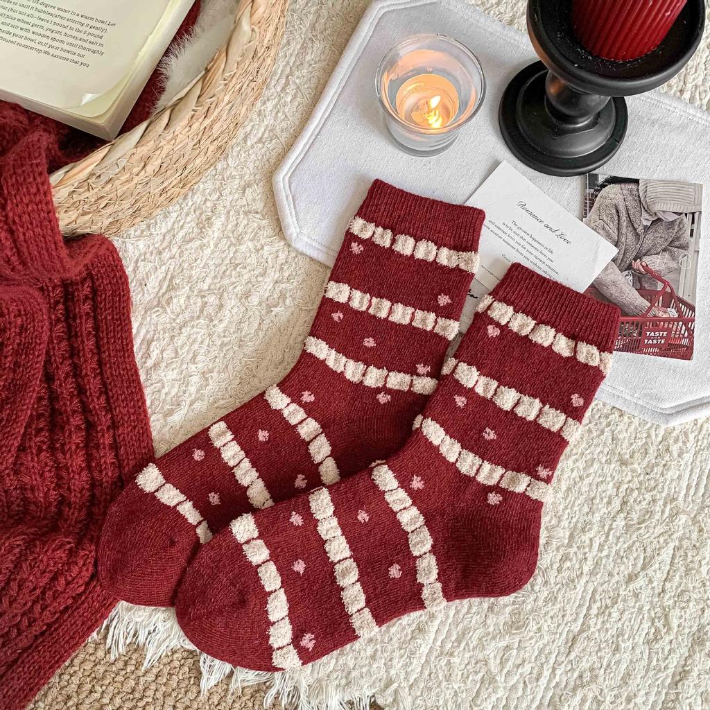 New Year'S Red Socks Cartoon Animation Tube Socks Season Wool Socks Thickened Warm Trend Versatile Socks