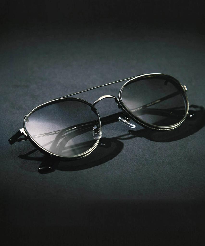 Aembeoobtikeol Wilder Gear 55 Clip-On Sunglasses Set