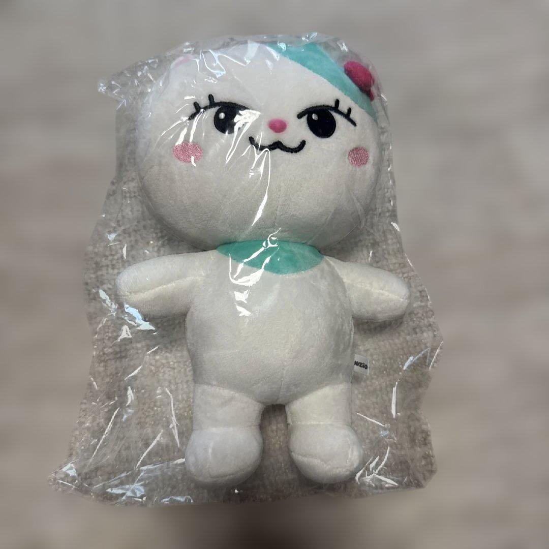

[USED] NiziU NIZOO Mayuka Luca Plush Toy