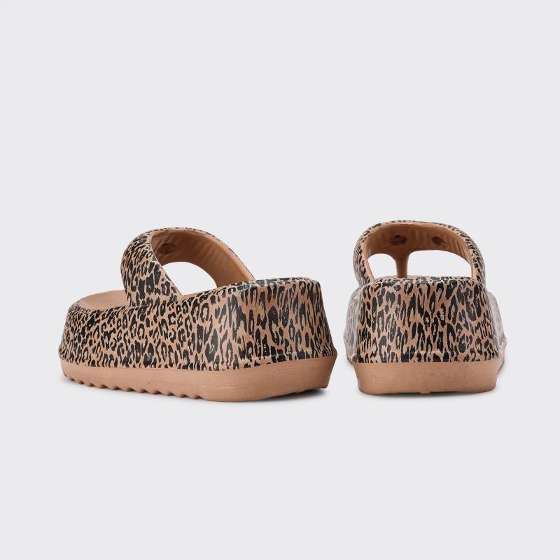 Женские шлепанцы для уличной одежды летом. Новый стиль с застежкой на носок на толстой — фото 8