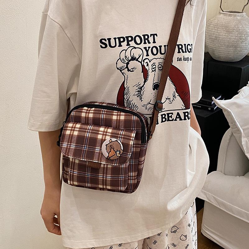 Retro plaid small schoolbag female ins Mori 2 junior high school students Korean version college student casual shoulder messenger bag
