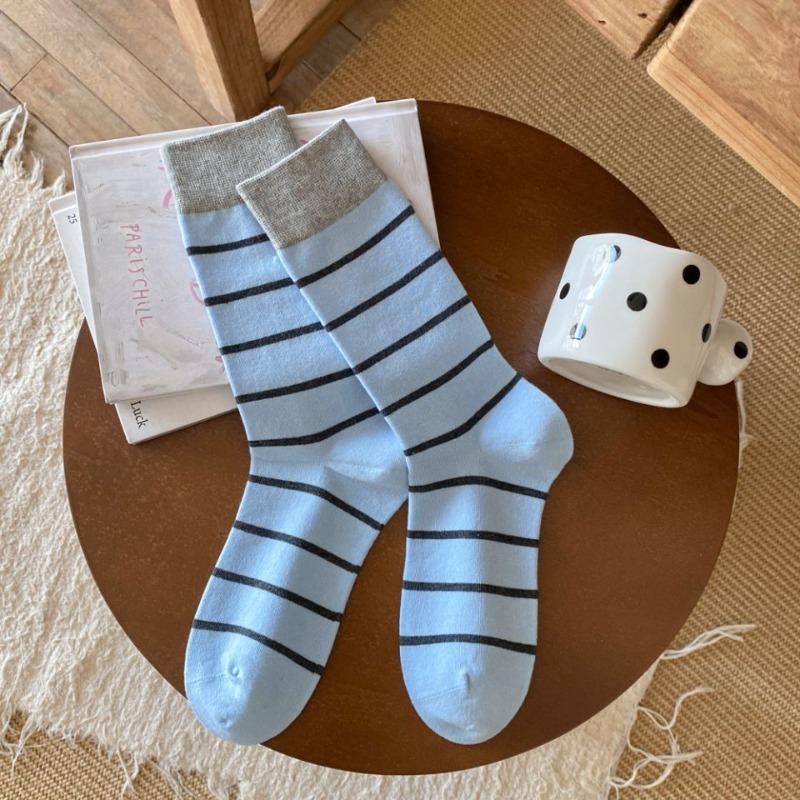 Autumn and Winter Girls' Dream Socks, High Slit Color-blocking Striped Socks, College Style Sports Socks, Pure Cotton Pile Socks