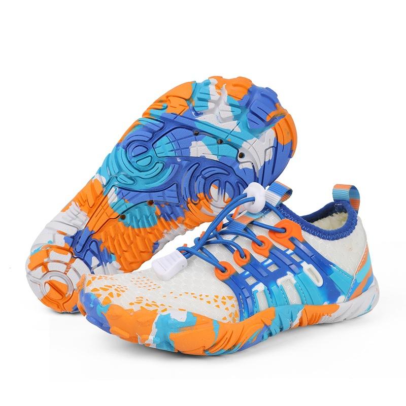 

Spring new beach shoes men s light and comfortable swimming shoes parent-child outdoor adventure women s river tracing shoes 33