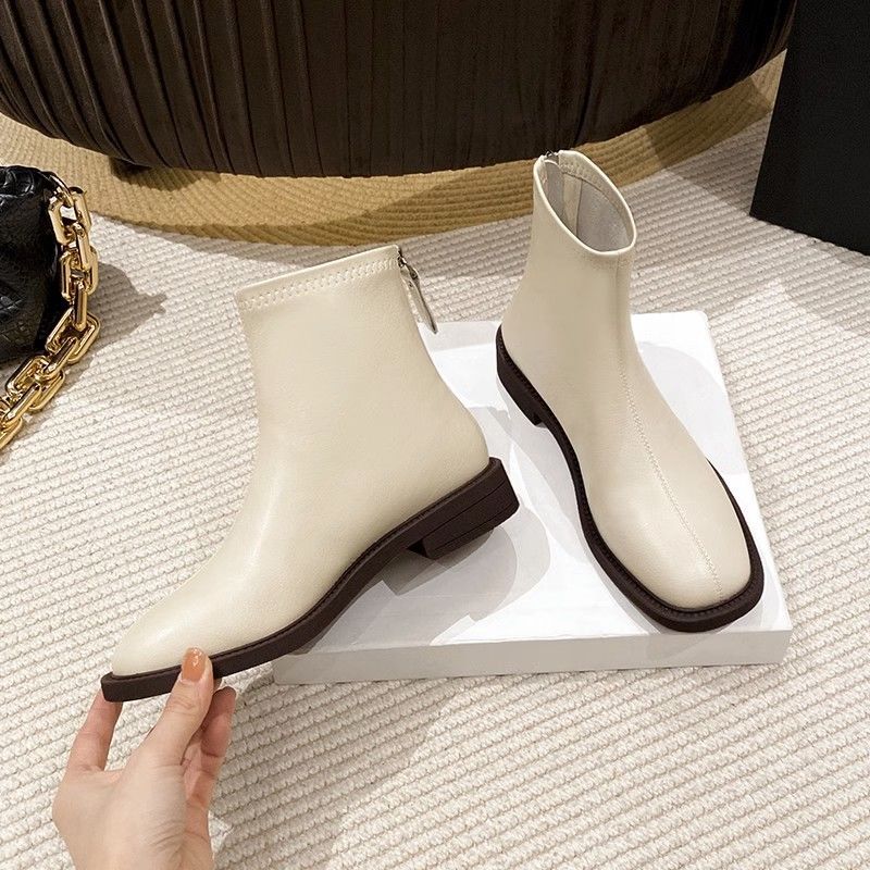 One kick of the Korean heroine, new back zipper flat skinny boots, boots, women's French off-white ankle boots, women