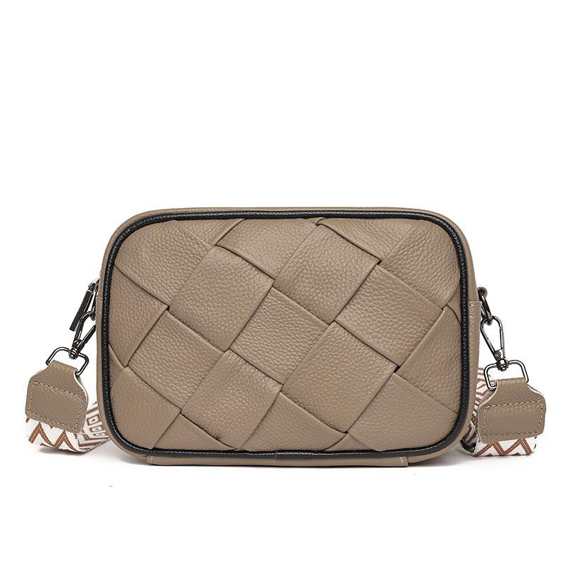 

First layer cowhide messenger bag women s niche versatile woven underarm bag shoulder bag leather small square bag хаки
