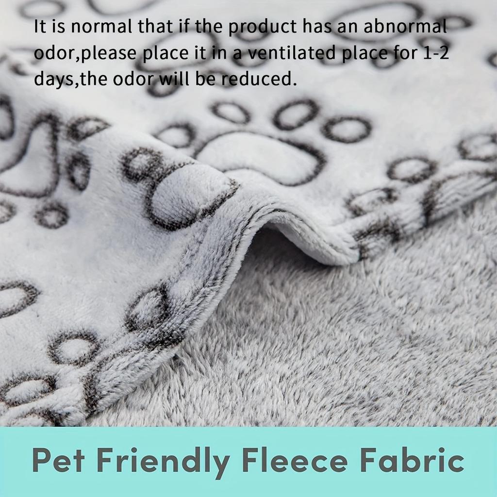 Soft Dog Blanket Washable, Cat Blanket for Indoor Cats Large Medium Small Dog Gifts Puppy Essentials (Grey) Bed