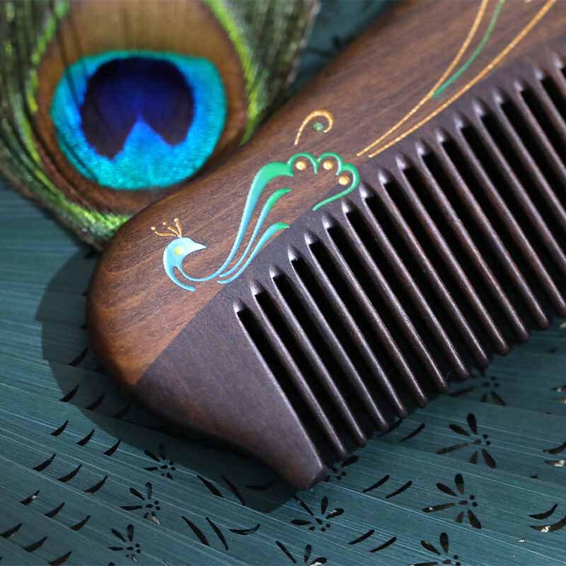Carpenter Tan Peacock Feather II Wooden Comb Gift Set