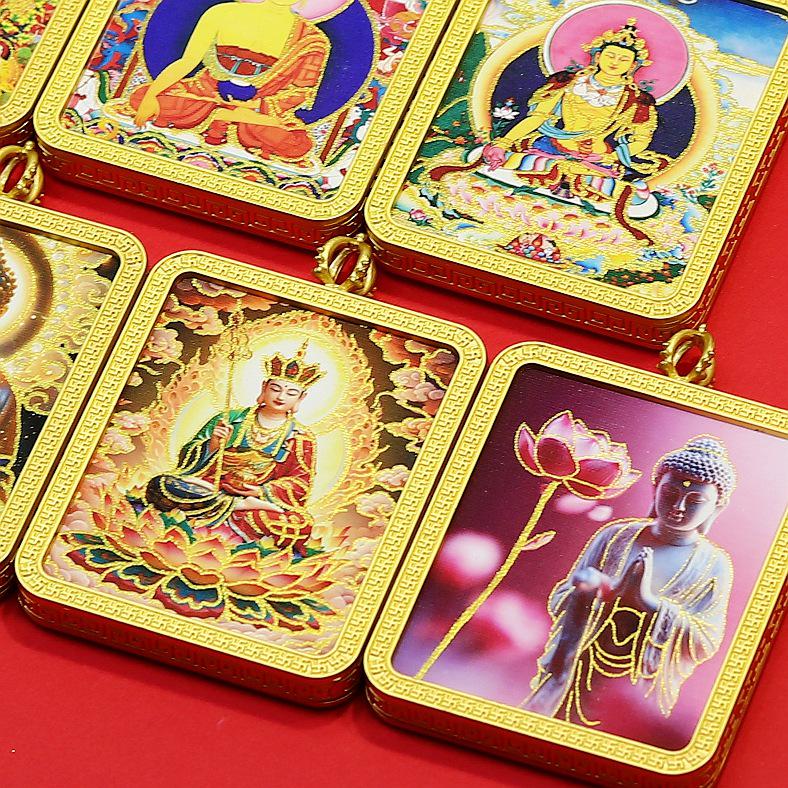 Vergoldete Buddhistische Thangka Anhänger Halskette: Halbhandbemalte Ksitigarbha, Maitreya, Shakyamuni Buddha Statue