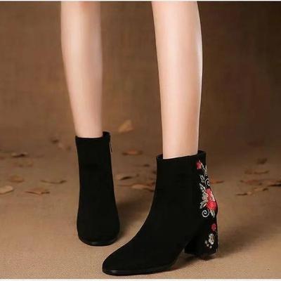 Fashion Retro Mid Length Ankle Boots 2024 Autumn/Winter New Warm Cotton Shoes Women's Suede Mid Heel Embroidered Shoes Zapatos De Mujer