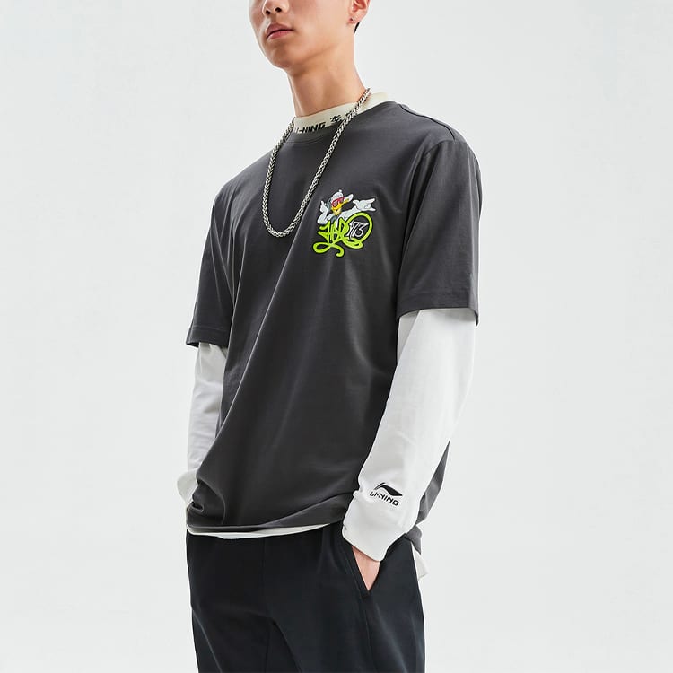 Li Ning X Disney T Shirts Unisex Black Pine Gray Crew Neck Moderate Straight Fit AHSR546-2