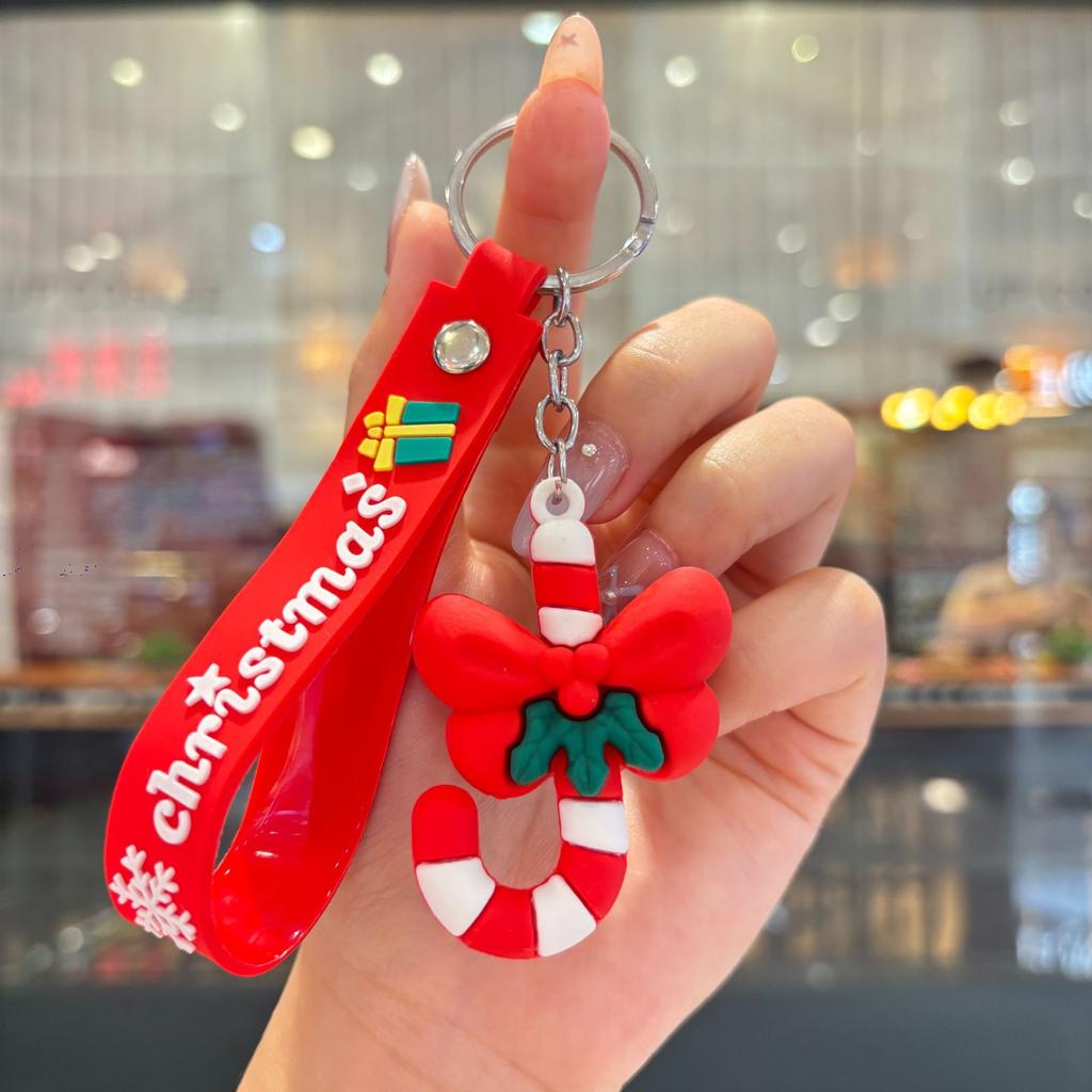 New Christmas Cartoon Keychain Bag Pendant Exquisite Santa Claus Car Keychain Small Gift