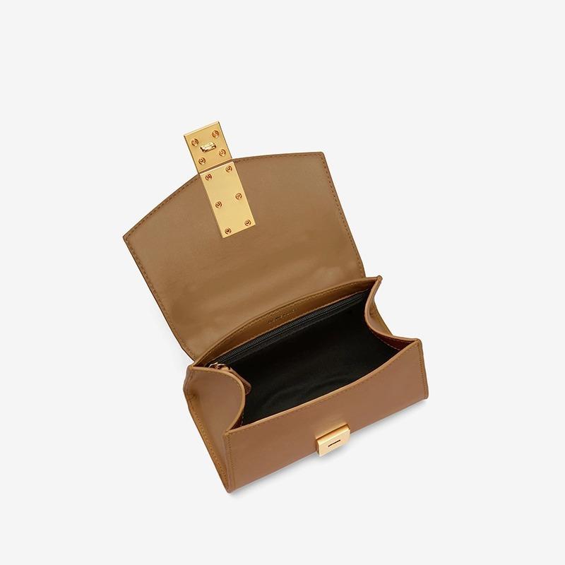 Spring and Summer New Leather Handbag Small Square Shoulder Messenger Commute