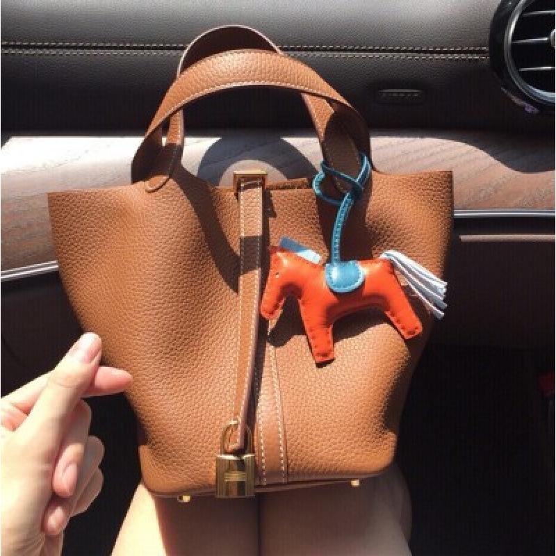 Lychee Pattern Bucket Bag, Vegetable Basket Bag, Women's Fashionable and Trendy Women's Bag, Soft PU Hand-held Mother and Child Bag