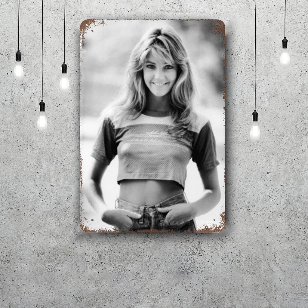 Heather Locklear Vintage Tin Sign Home Decor Wall Decor Art Wall Mural Room Decoration Decor Retro Metal Sign Plate Bar Posters
