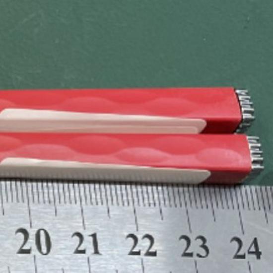 

Enhance your wedding with Red Double Happiness Ceramic Chopsticks & Heat-Resistant Spoon Set. Perfect for celebrations.