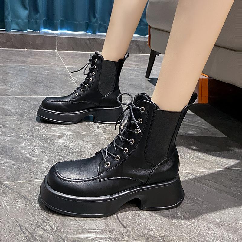 Martin boots women's autumn and winter new Korean fashion version square head women's boots short boots women's medium tube thick-soled leather