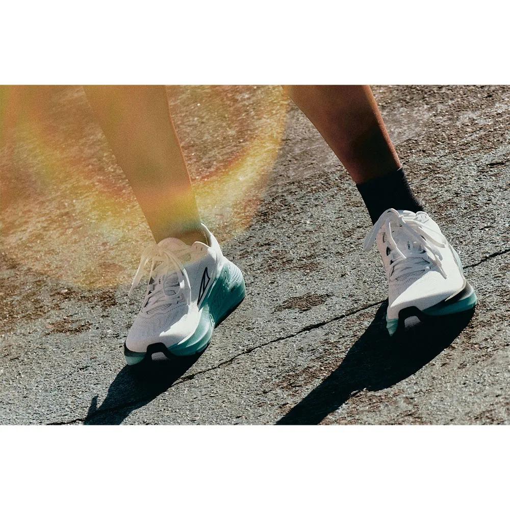 Altra Кроссовки для бега FWD Via