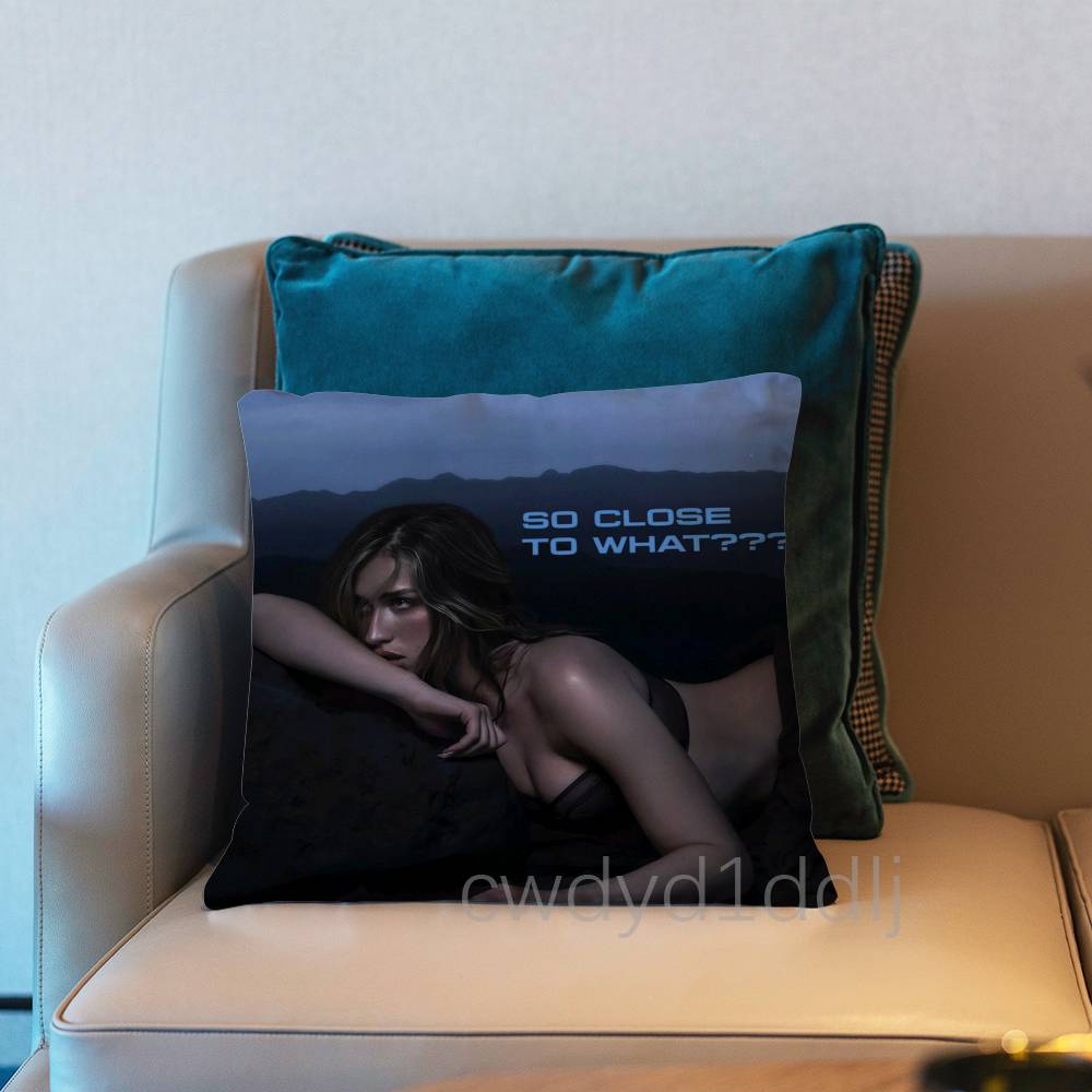 T-Tate M-Mcrae So Close To What Pillowcases Cute Funny Pillow Case For Wedding Party Home Decor Comfy Pillow Cover