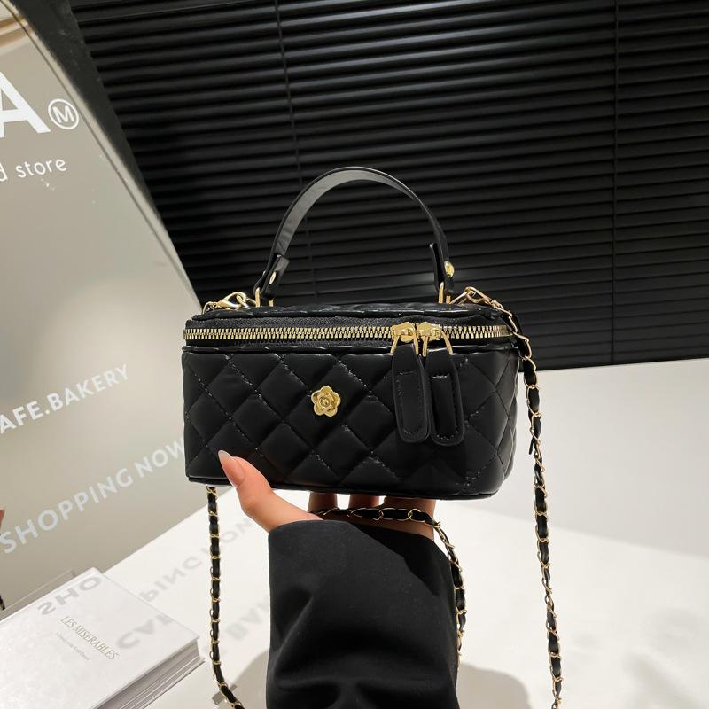 

New handbag bag women s 2025 spring diamond tide chain bucket bag parent-child mini messenger cosmetic bag чёрный