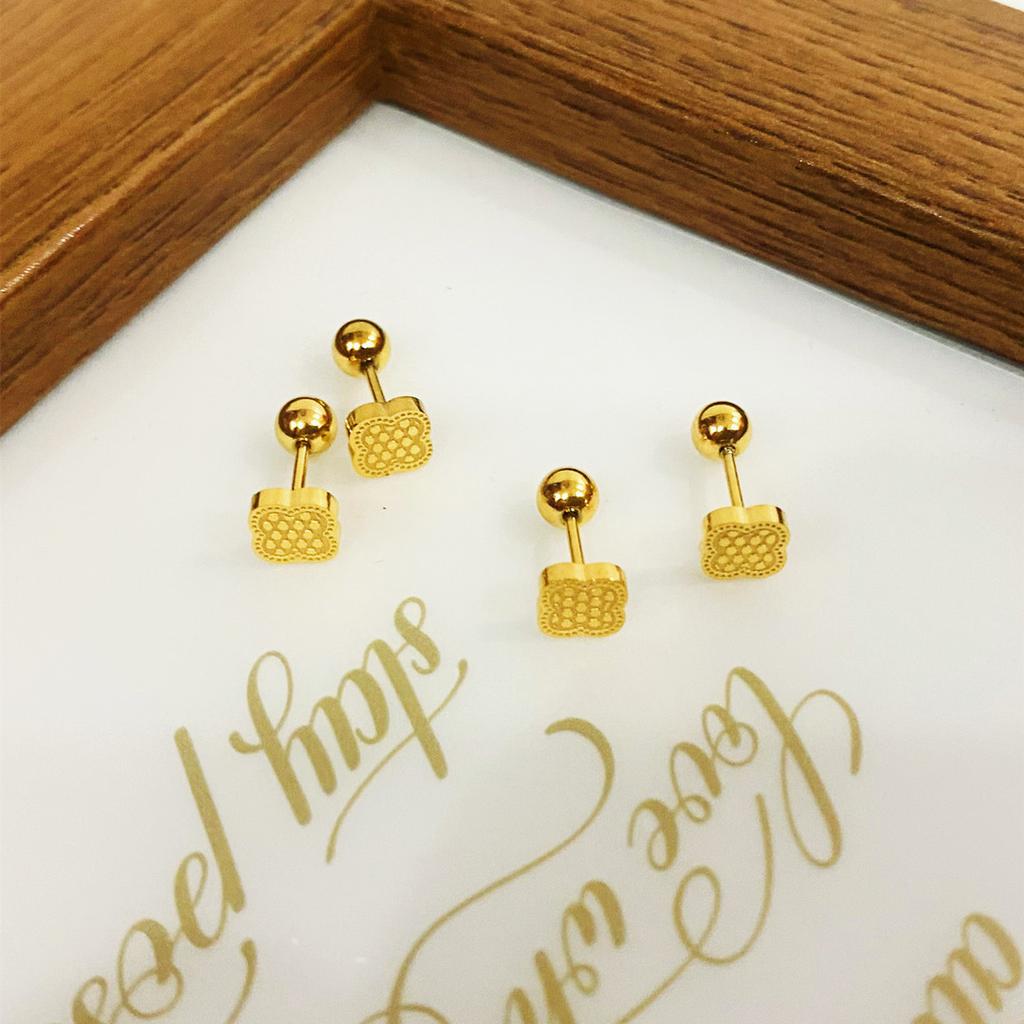 Versatile Classic Four Leaf Clover Titanium Steel Screw Earrings