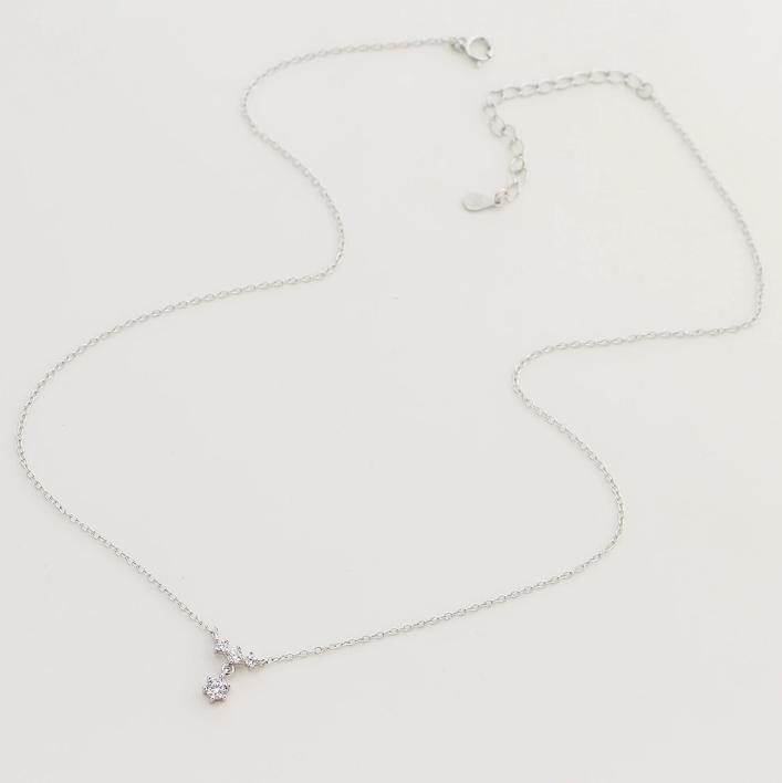 FY-YHN0100 S925 Sterling Silver Snowflake Cubic Zirconia Sparkling Necklace Niche Light Luxury High-End Feeling Water Drop 45 cm adjustable
