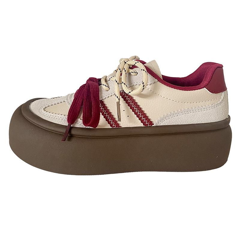 A9858 Latex Insole/popular Thick-soled German Training Shoes Women's 2024 New Autumn Leather Surface Hong Kong Style Board Shoes Little White Shoes
