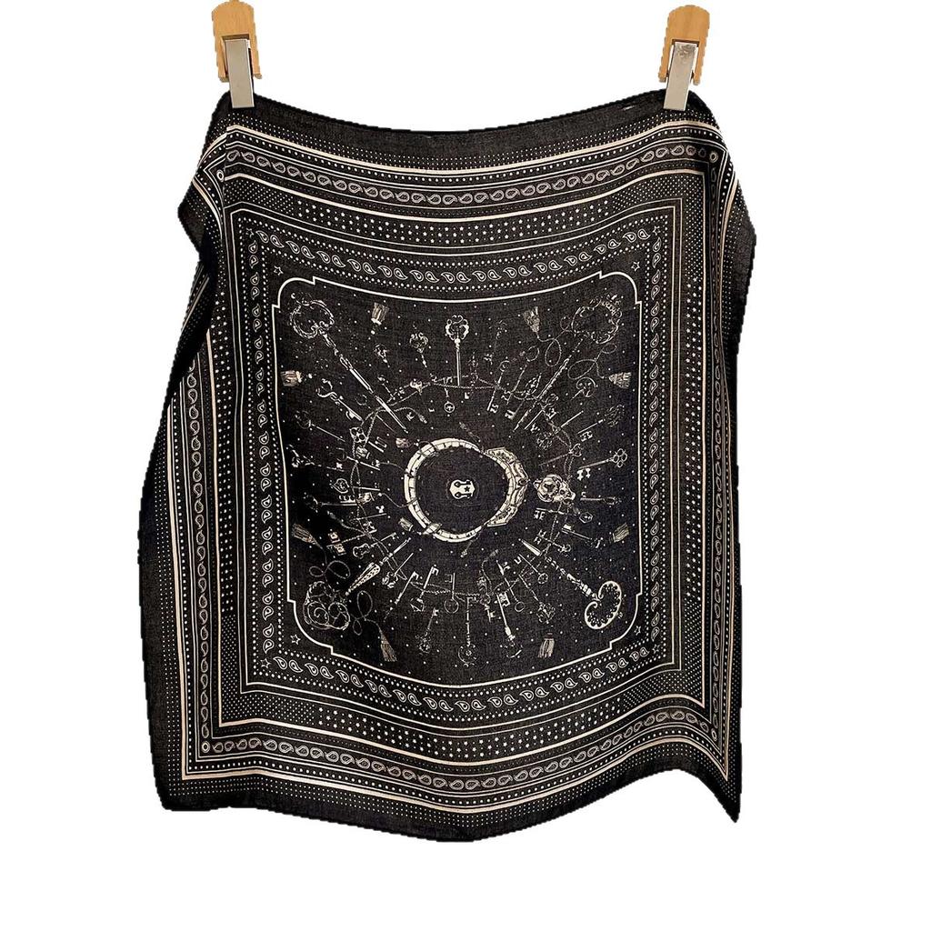 Spring New European Cashew Flower Printed Silk Scarf Women's Niche Design Sense Thin Versatile Neck Square Shawl