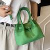 Niche portable bucket bag women's 2025 new trendy summer fashion versatile texture striped vegetable basket messenger bag