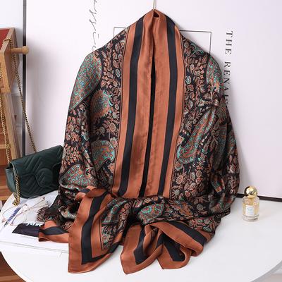 Sciarpa Primaverile da Donna Design di Lusso Materiale Poliestere Sciarpa Liscia Morbido Sciarpa da Spiaggia