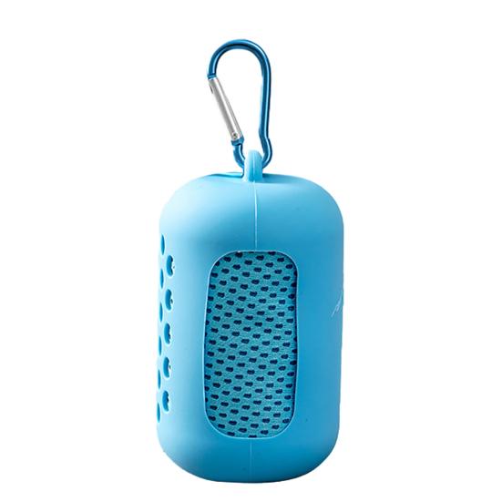 

Reusable Cooling Towel Microfiber Cooling Towel with Carabiner Silicone Case Breathable 1 Set