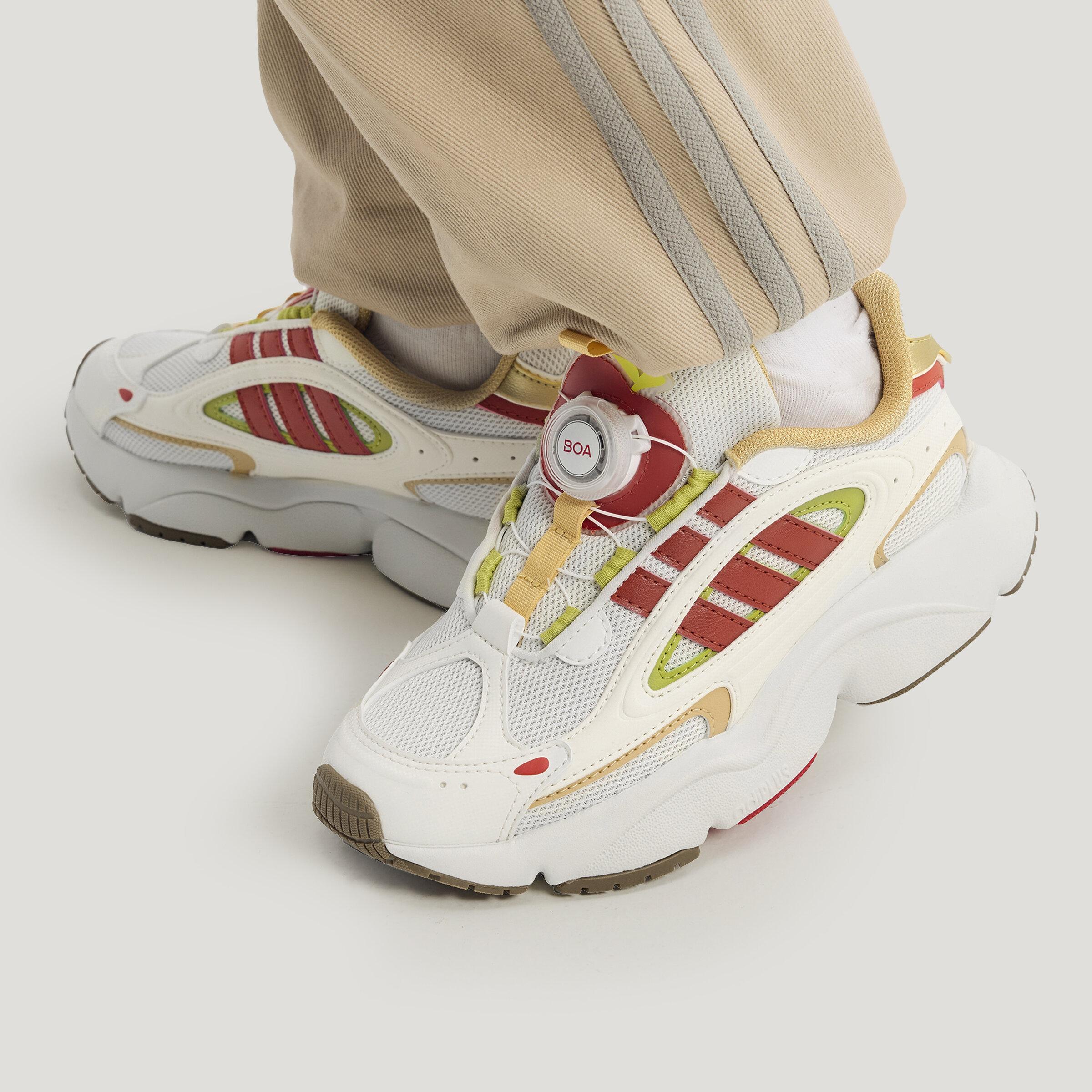 Adidas Originals Ozmillen Low top Kids Lifestyle Shoes Beige White Red 35.5
