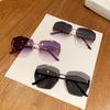 New fashionable rimless sunglasses, a popular style among influencers, offering UV protection and a slimming effect for women