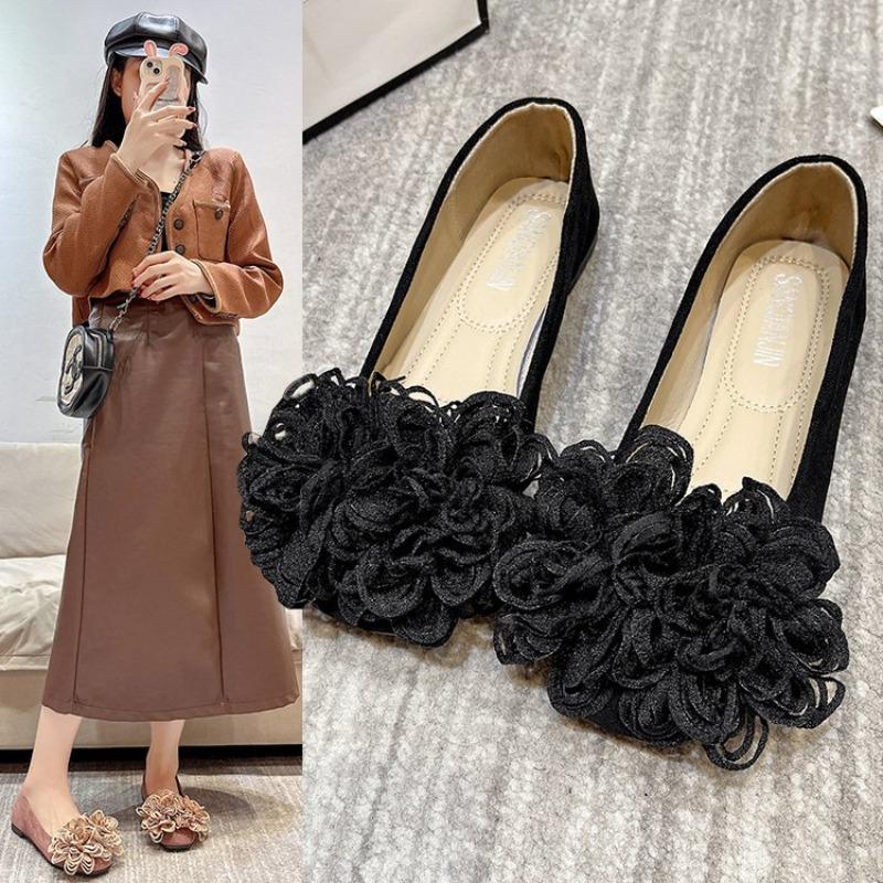 Shallow mouth flat bottom flower evening shoes gentle wind with skirt temperament comfortable and versatile beautiful woman autumn shoes