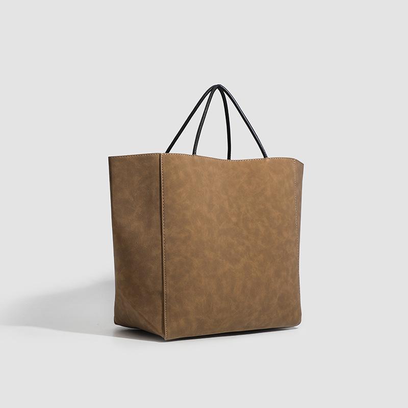 Large capacity paper handbag women's new shoulder bag fashionable versatile underarm women's bag