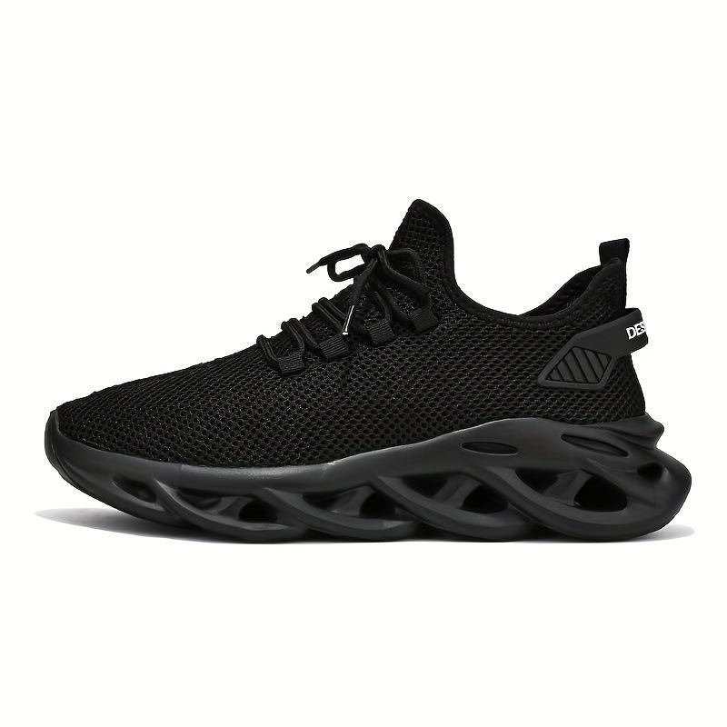 Large Size Casual Sports Shoes Men's Mesh Shoes Twist Sole Running Casual Shoes Men's Shock Absorption Lightweight Soft Sole