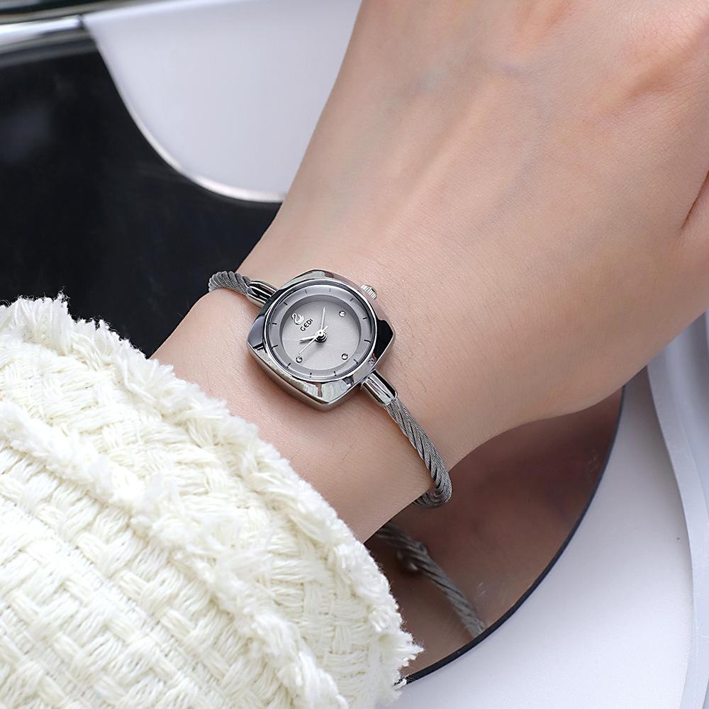 Niche Exquisite And Small Creative Metal Woven Rope Bracelet Watch Niche High-End Swan Quartz Watch