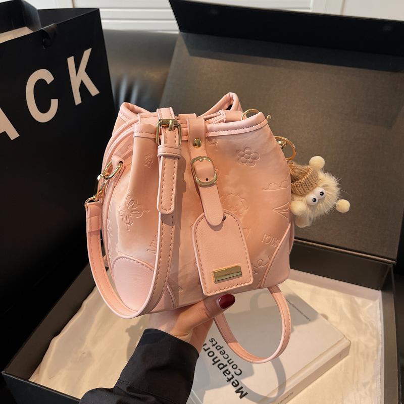 Bucket Bag Women's New Fashion Shoulder Bag Casual Versatile Splicing Messenger Bag