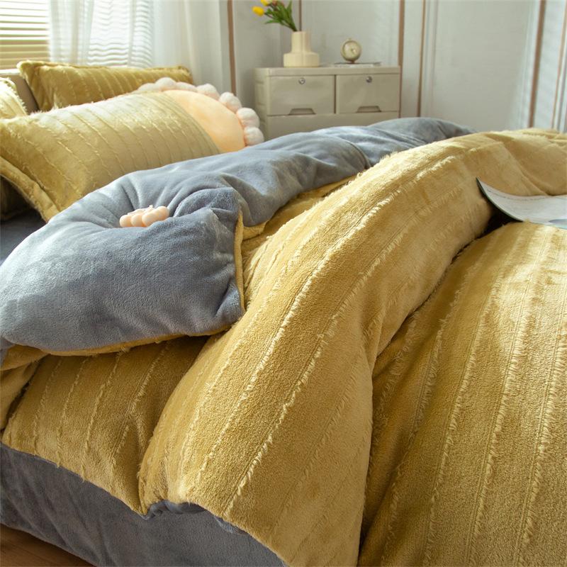 Winter Cut Milk Velvet 4-Piece Set Thickened Warm Coral Velvet Bedspread Quilt Cover Solid Flannel Bedding