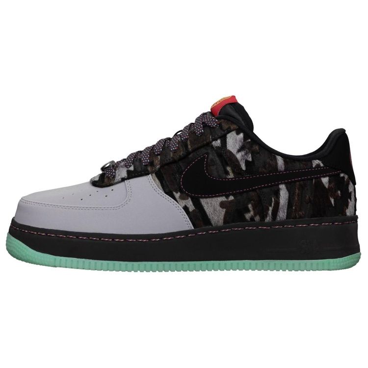 

Мужские кроссовки Nike Air Force 1 Comfort Premium QS Year of the Horse Серый Волк-Серый Черный 647592-001